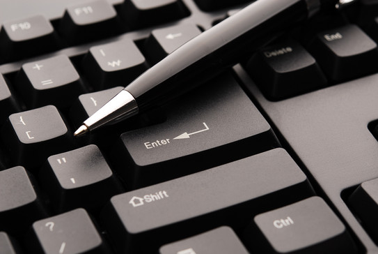 Stift auf einer Tastatur