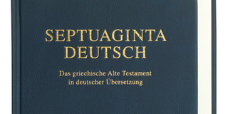 Dunkelblaues Cover der Septuaginta Deutsch
